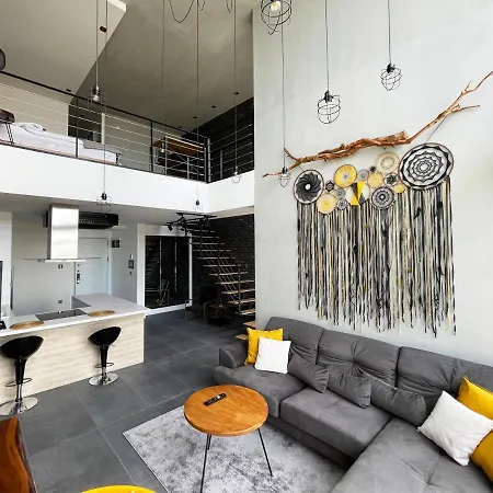 Next To The Metro Station 13th Floor Luxury Loft In Niluefer *