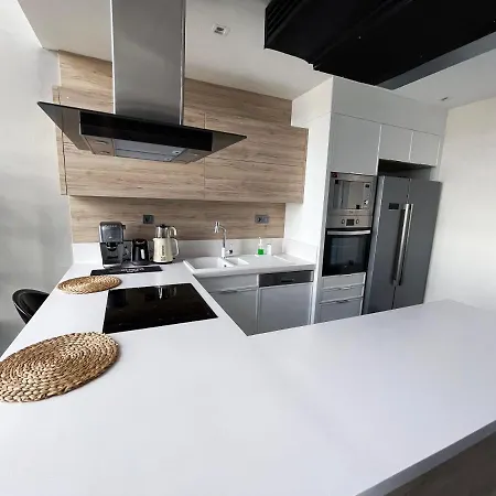 Апартаменты Next To The Metro Station 13th Floor Luxury Loft In Niluefer *
