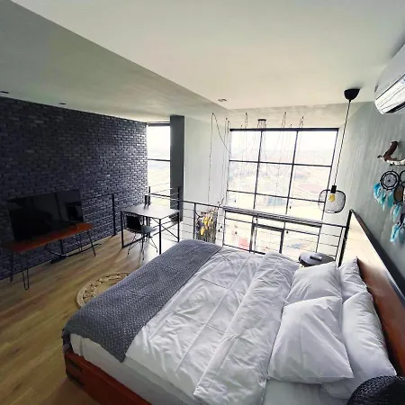 Next To The Metro Station 13th Floor Luxury Loft In Niluefer *