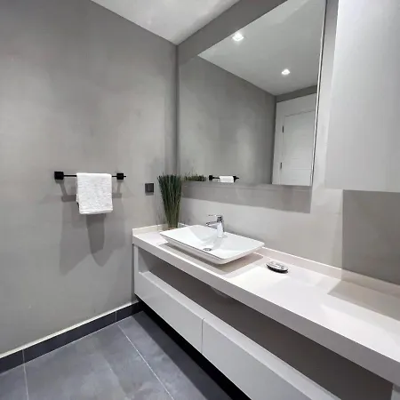 Next To The Metro Station 13th Floor Luxury Loft In Niluefer